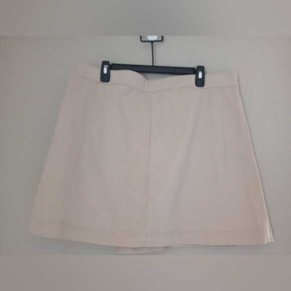 New York & Company Khaki Color Wrap Skirt With Belt Size XL - Picture 3 of 8